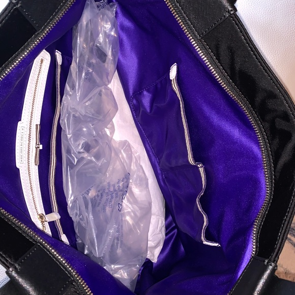 Henri Bendel Black Tote Bag - Picture 4 of 6